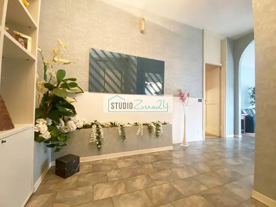 Immagine 10 di Appartamento in vendita  in via Abetone 58 a Camaiore