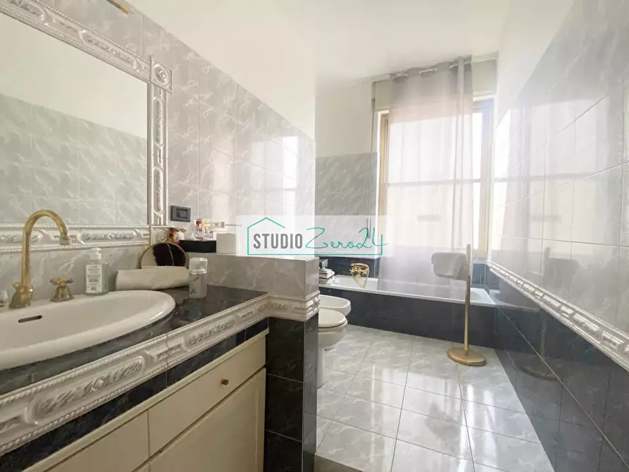 Immagine 21 di Appartamento in vendita  in via Abetone 58 a Camaiore