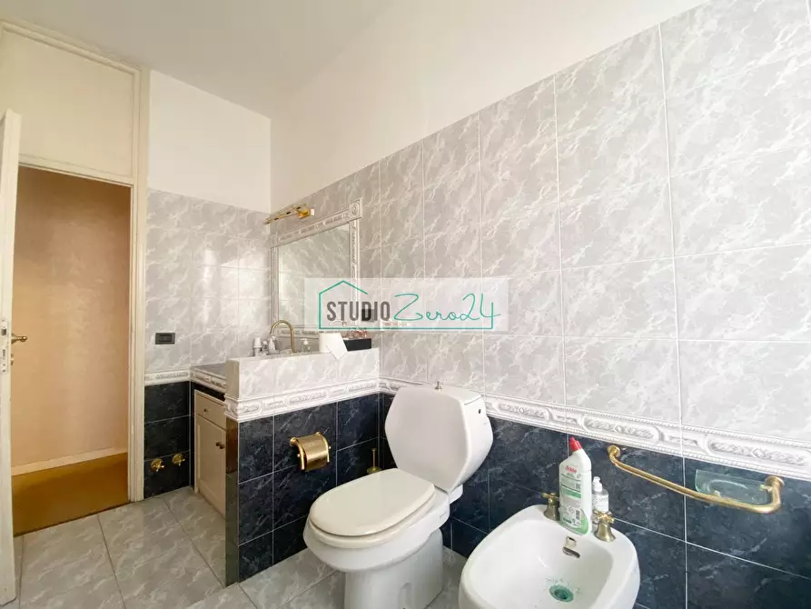 Immagine 22 di Appartamento in vendita  in via Abetone 58 a Camaiore