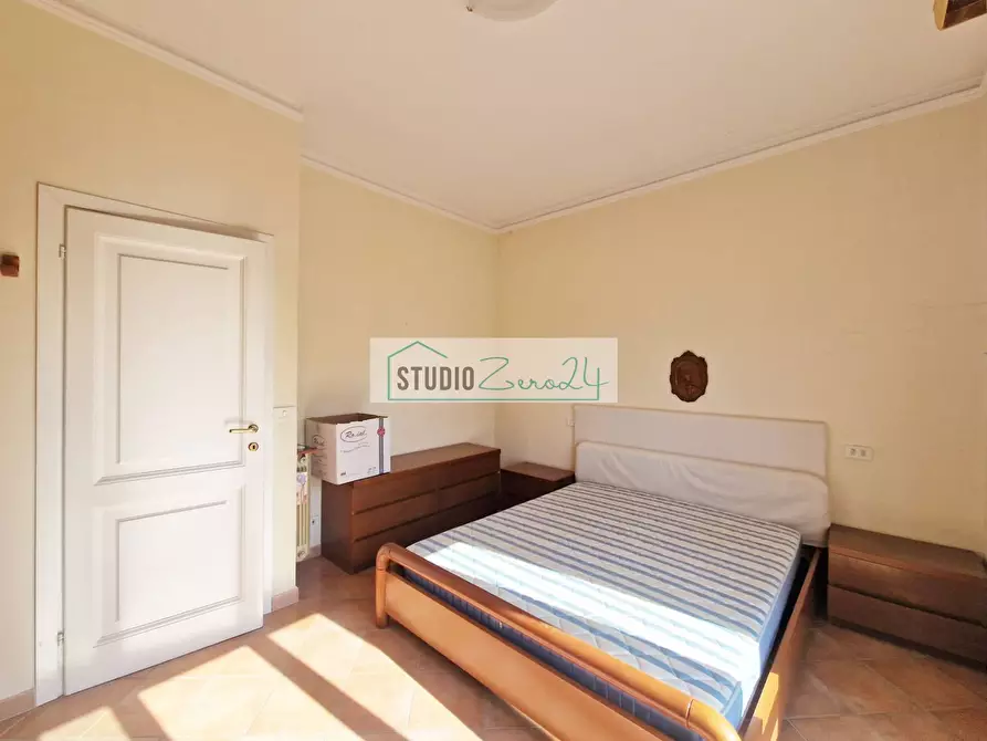 Immagine 27 di Casa semindipendente in vendita  in via Marconi a Camaiore