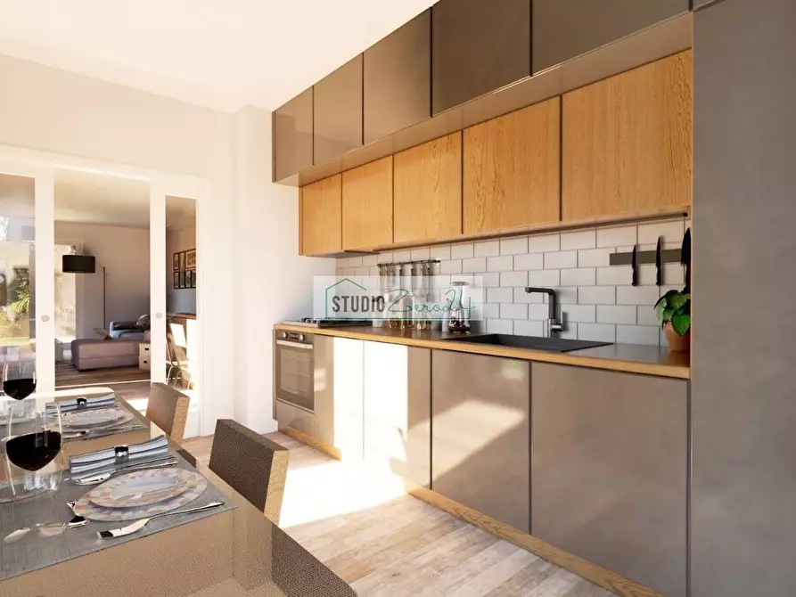 Immagine 13 di Casa semindipendente in vendita  a Camaiore