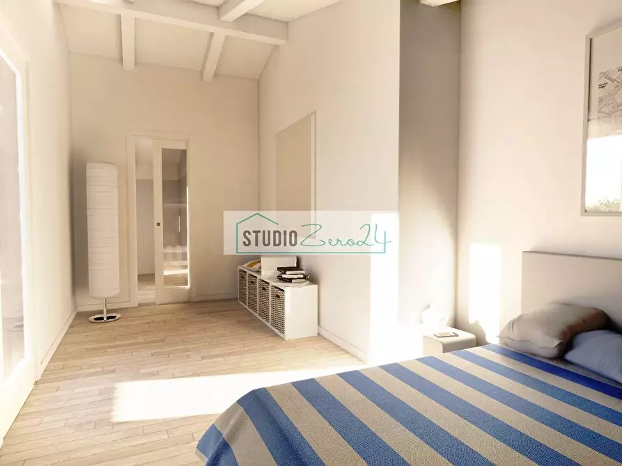 Immagine 15 di Casa semindipendente in vendita  a Camaiore