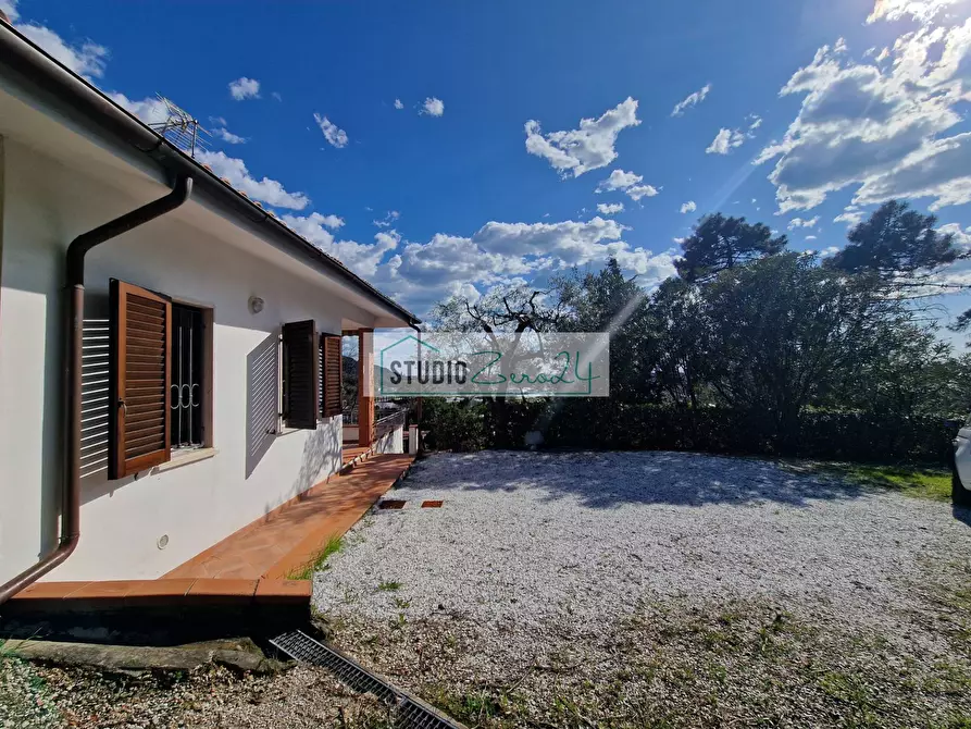 Immagine 4 di Villa in vendita  in Via del Pezzigno 15 a Camaiore