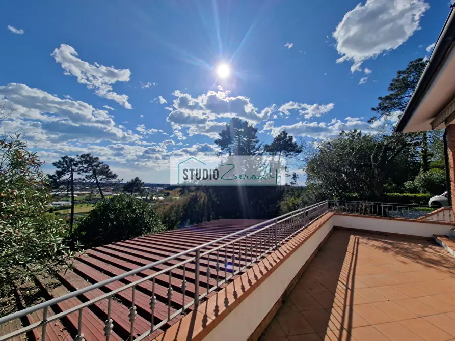 Immagine 10 di Villa in vendita  in Via del Pezzigno 15 a Camaiore