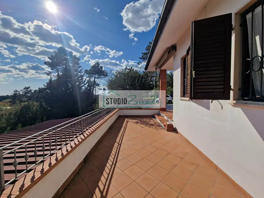 Immagine 11 di Villa in vendita  in Via del Pezzigno 15 a Camaiore