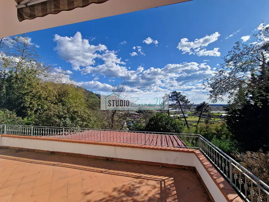 Immagine 13 di Villa in vendita  in Via del Pezzigno 15 a Camaiore