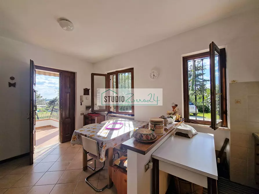 Immagine 17 di Villa in vendita  in Via del Pezzigno 15 a Camaiore