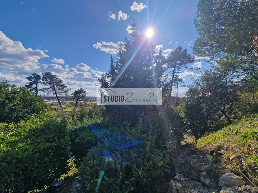 Immagine 45 di Villa in vendita  in Via del Pezzigno 15 a Camaiore