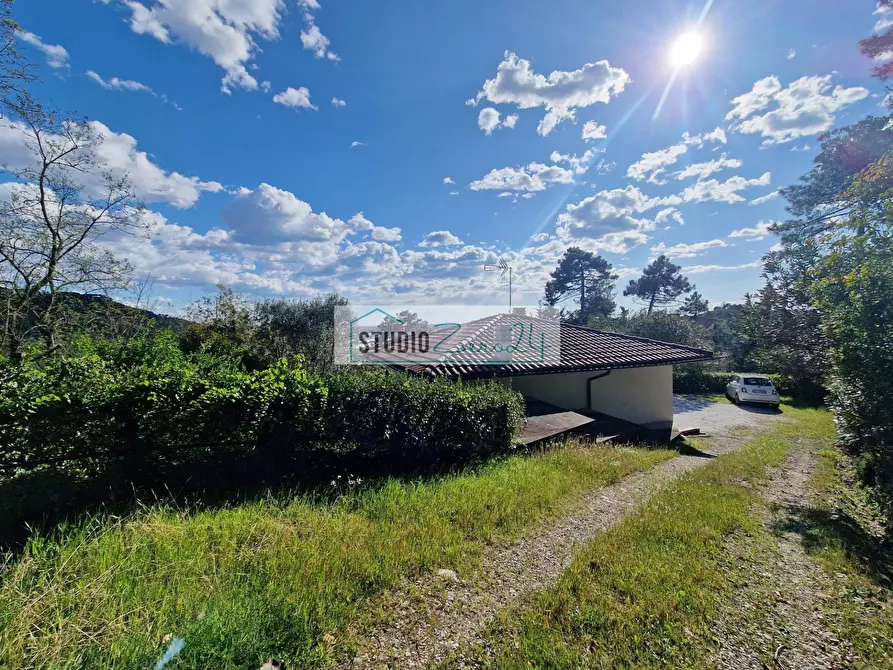 Immagine 52 di Villa in vendita  in Via del Pezzigno 15 a Camaiore