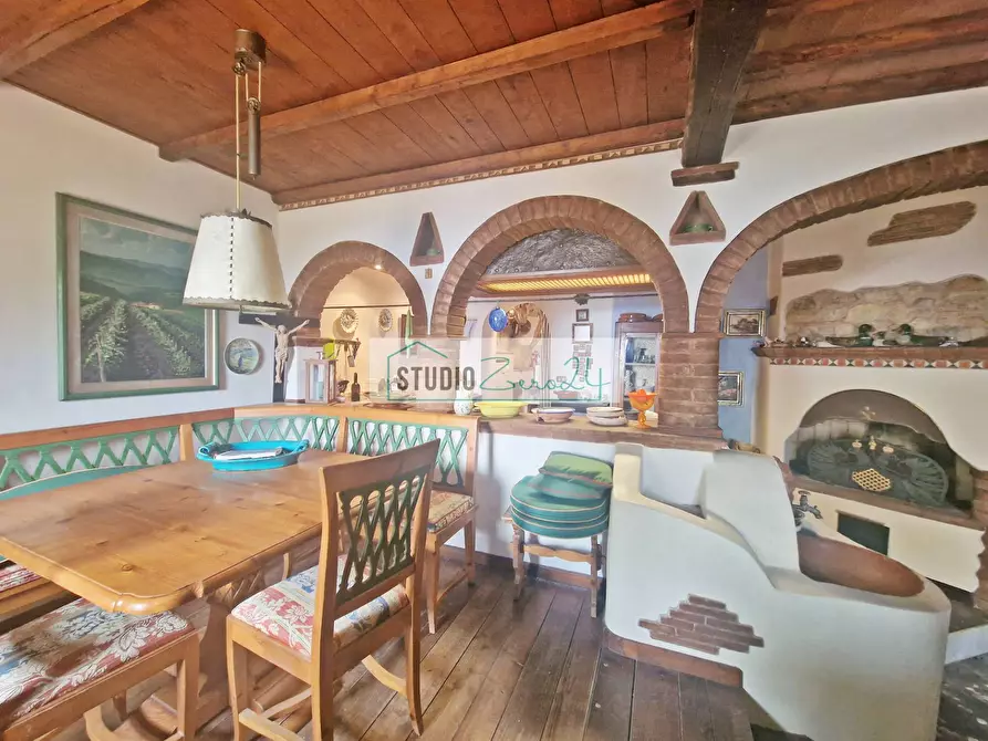 Immagine 11 di Casa semindipendente in vendita  in Via Di metato 10 a Camaiore