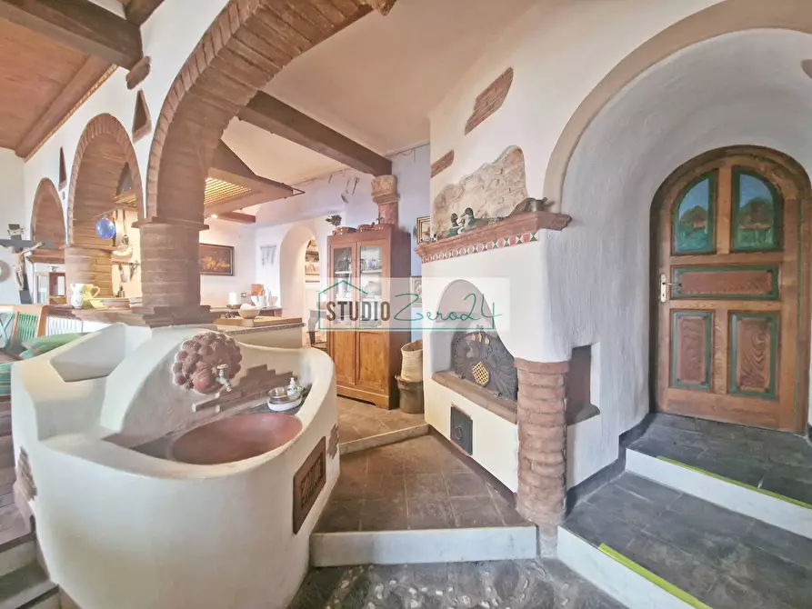 Immagine 14 di Casa semindipendente in vendita  in Via Di metato 10 a Camaiore