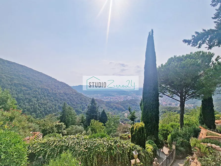 Immagine 25 di Casa semindipendente in vendita  in Via Di metato 10 a Camaiore