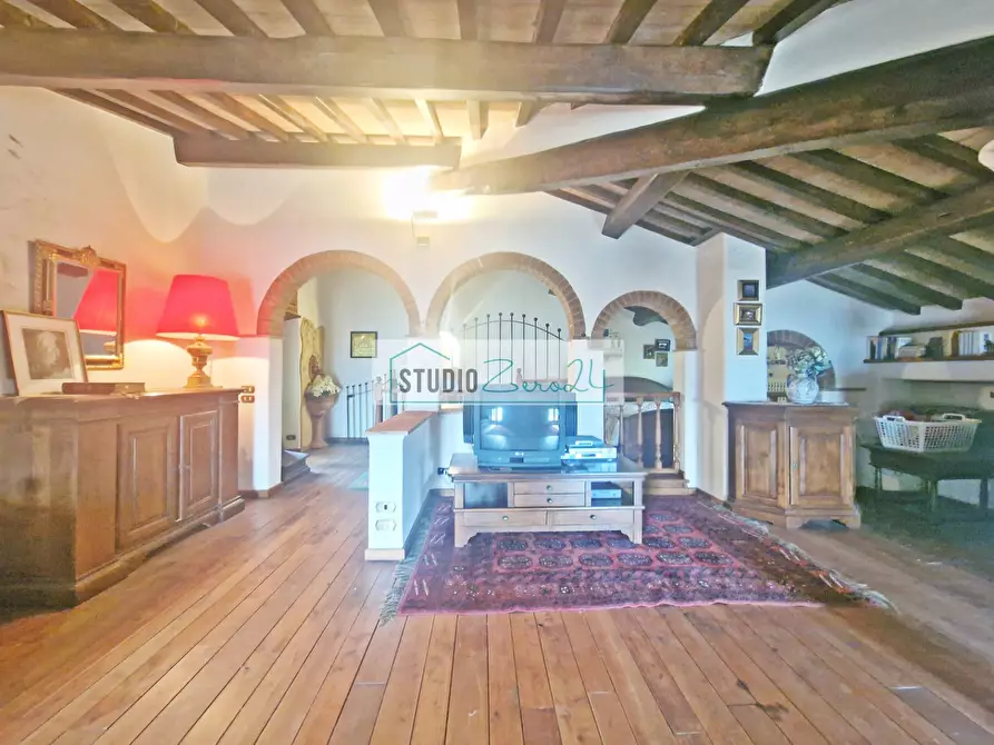 Immagine 36 di Casa semindipendente in vendita  in Via Di metato 10 a Camaiore