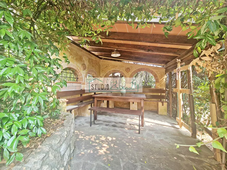 Immagine 47 di Casa semindipendente in vendita  in Via Di metato 10 a Camaiore