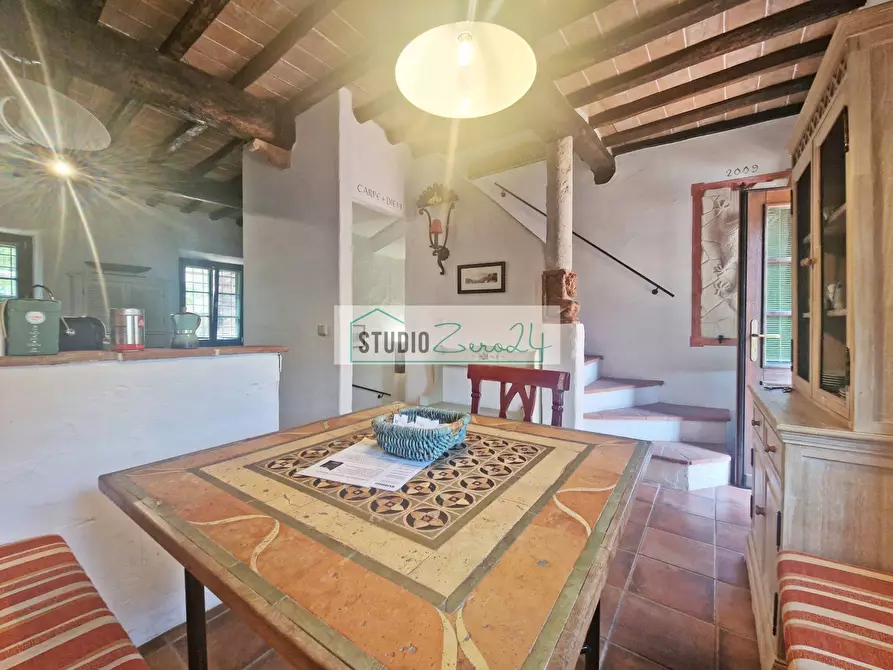 Immagine 3 di Casa semindipendente in vendita  in via di Metato 102 a Camaiore