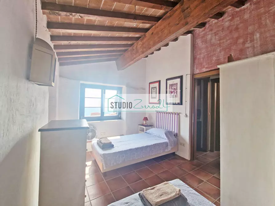 Immagine 9 di Casa semindipendente in vendita  in via di Metato 102 a Camaiore