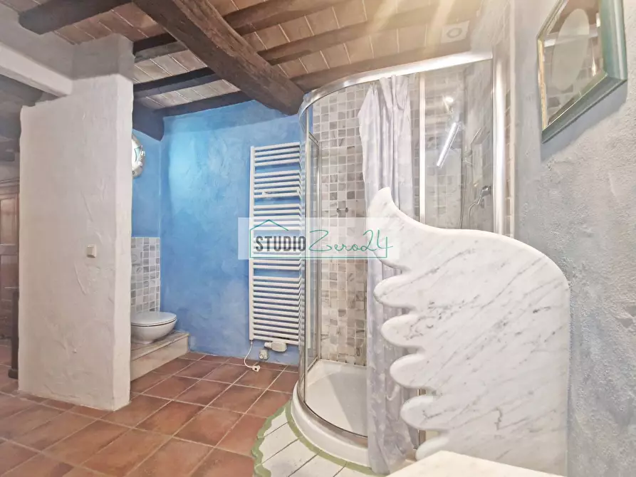 Immagine 16 di Casa semindipendente in vendita  in via di Metato 102 a Camaiore