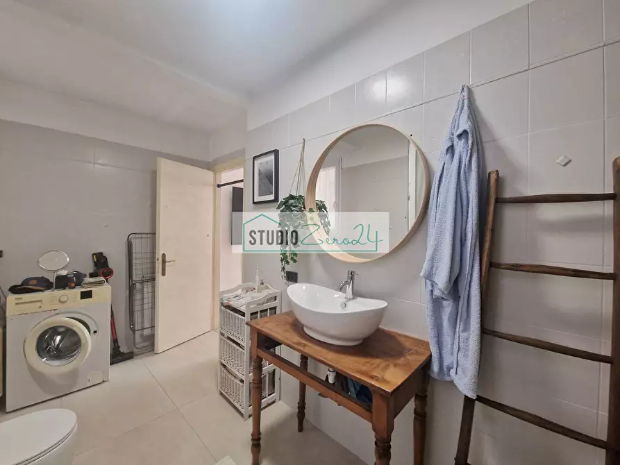 Immagine 43 di Appartamento in vendita  in Via Vittorio Emanuele 99 a Camaiore