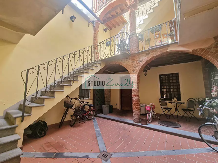 Immagine 34 di Appartamento in vendita  in via XX settembre 52 a Camaiore