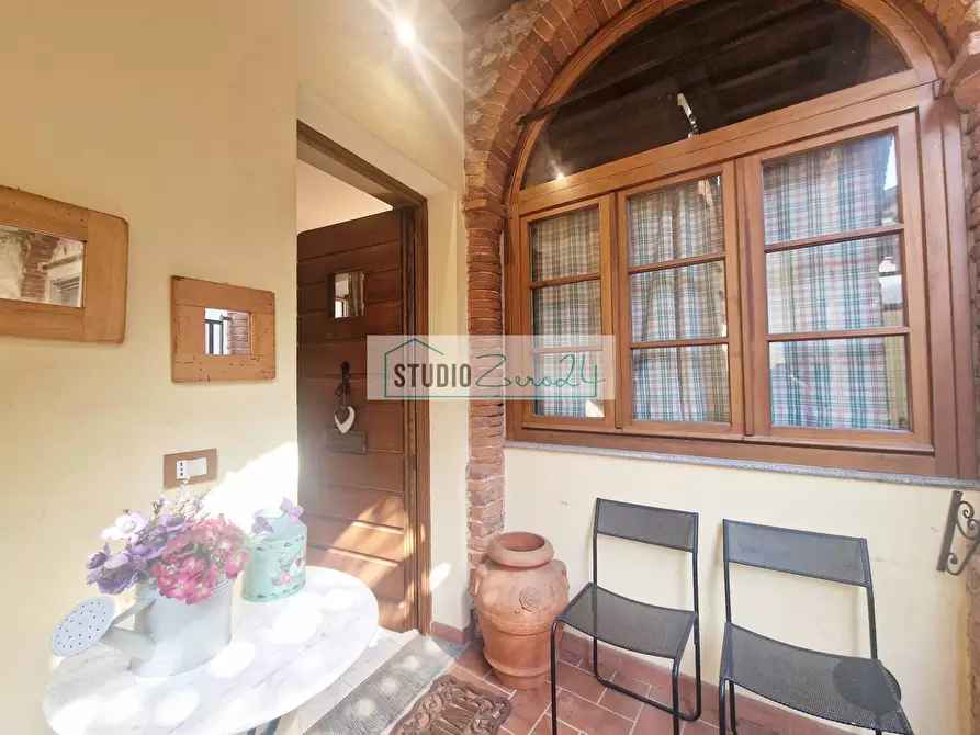 Immagine 32 di Appartamento in vendita  in via XX settembre 52 a Camaiore