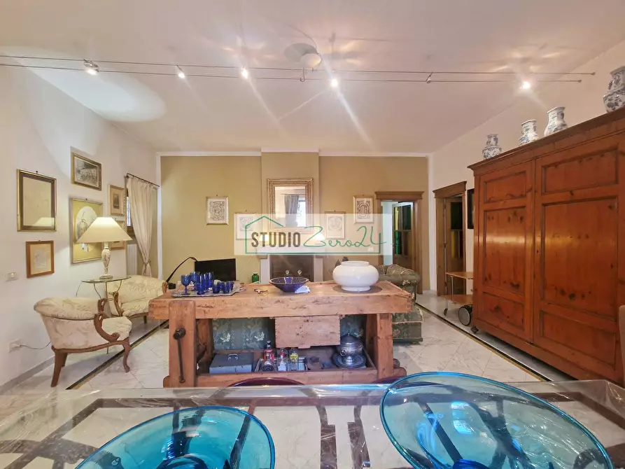 Immagine 2 di Appartamento in vendita  in via XX settembre 52 a Camaiore