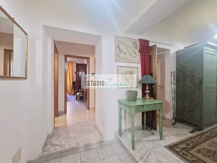 Immagine 11 di Appartamento in vendita  in via XX settembre 52 a Camaiore