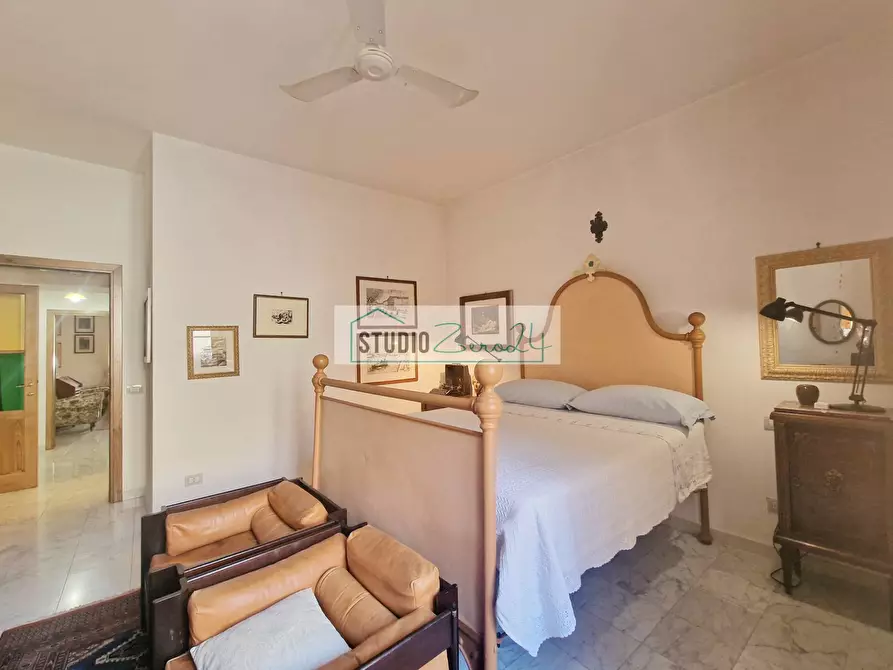 Immagine 15 di Appartamento in vendita  in via XX settembre 52 a Camaiore