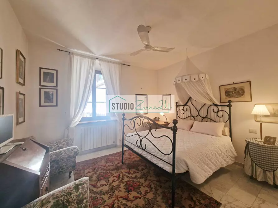 Immagine 22 di Appartamento in vendita  in via XX settembre 52 a Camaiore