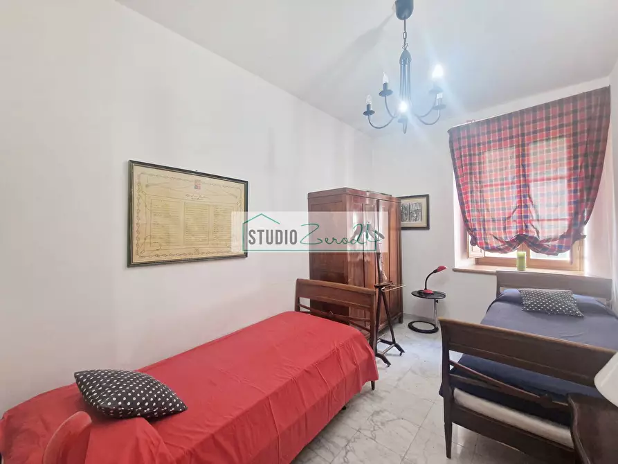 Immagine 26 di Appartamento in vendita  in via XX settembre 52 a Camaiore