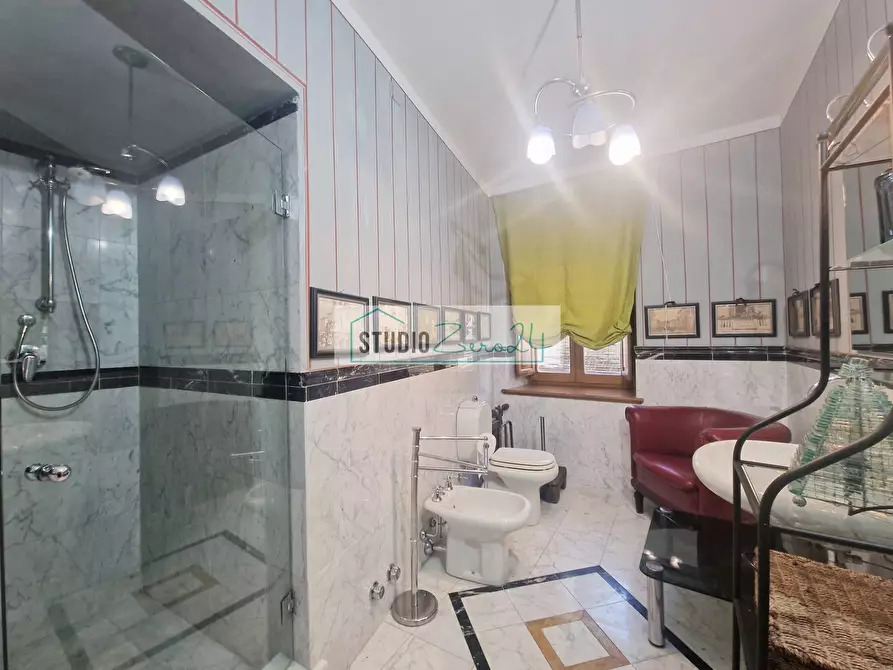 Immagine 28 di Appartamento in vendita  in via XX settembre 52 a Camaiore