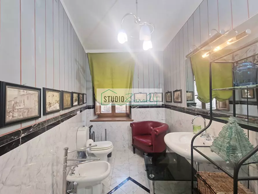 Immagine 29 di Appartamento in vendita  in via XX settembre 52 a Camaiore