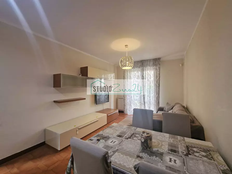 Immagine 5 di Appartamento in vendita  in Via Barbate a Camaiore