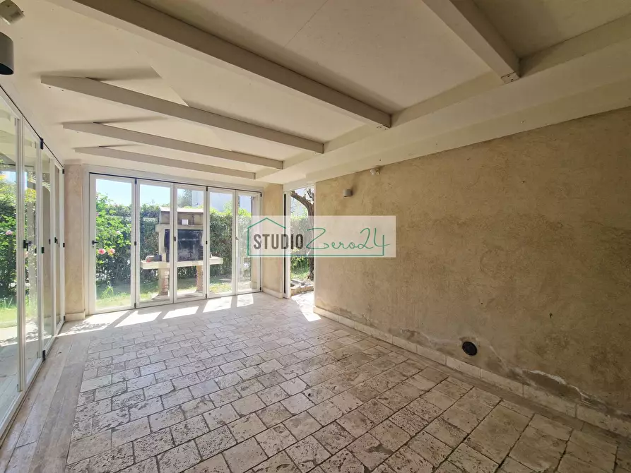 Immagine 5 di Villa in vendita  in Via Massoni a Camaiore