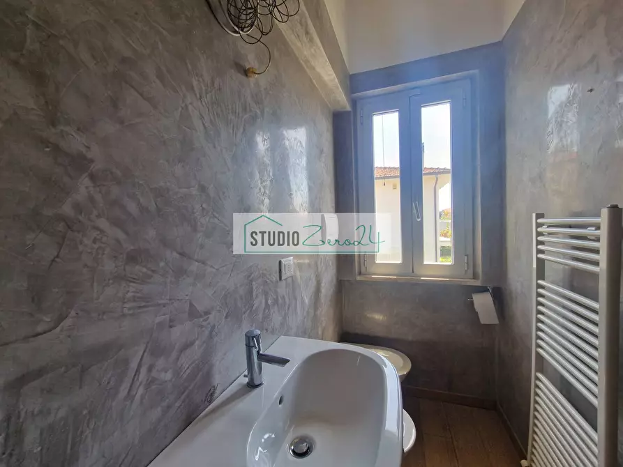 Immagine 44 di Villa in vendita  in Via Massoni a Camaiore