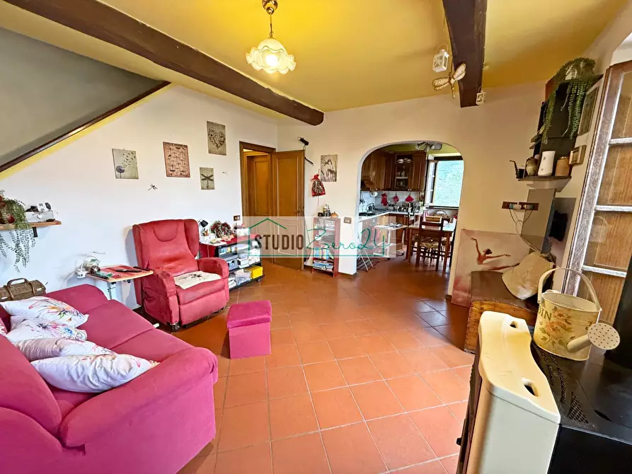 Immagine 12 di Casa semindipendente in vendita  in Via Colli Di Versona 40 a Camaiore