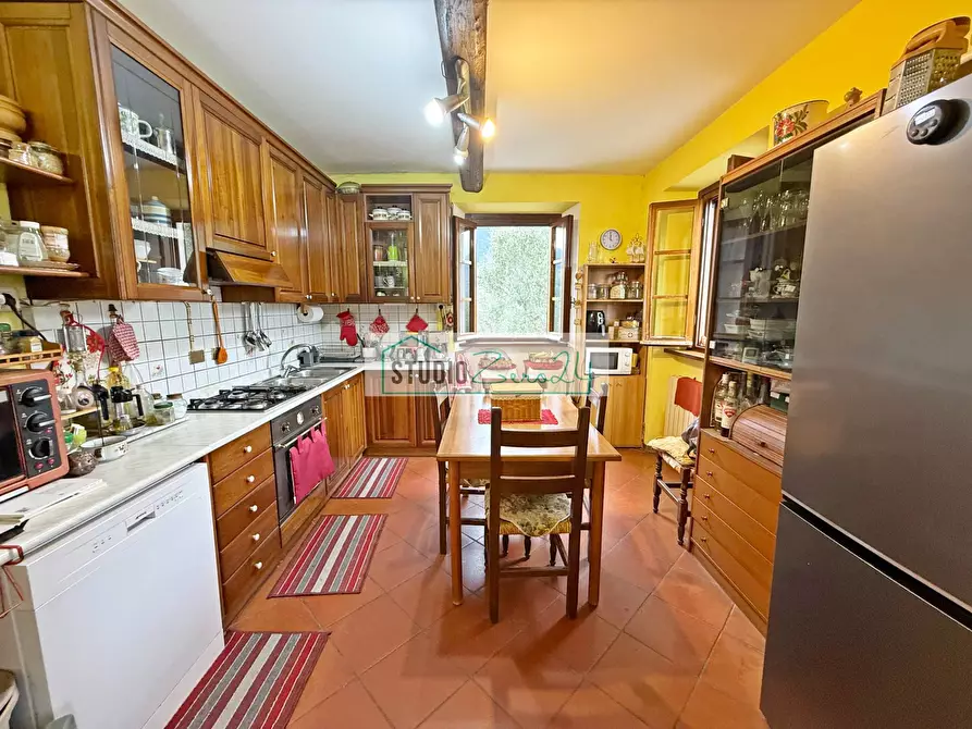 Immagine 17 di Casa semindipendente in vendita  in Via Colli Di Versona 40 a Camaiore