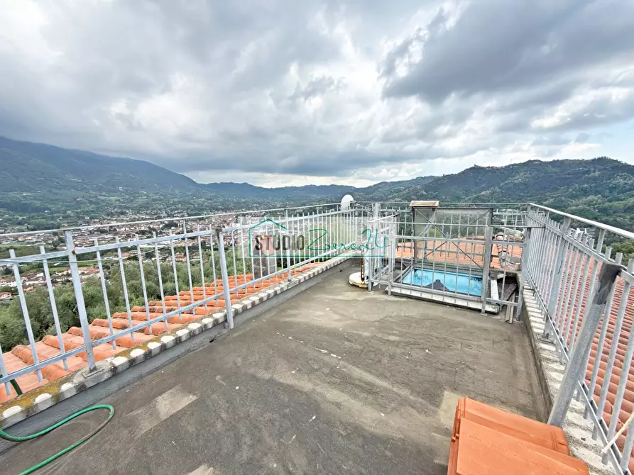 Immagine 33 di Casa semindipendente in vendita  in Via Colli Di Versona 40 a Camaiore