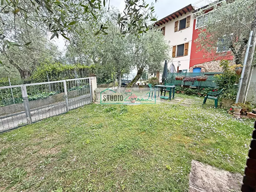 Immagine 39 di Casa semindipendente in vendita  in Via Colli Di Versona 40 a Camaiore