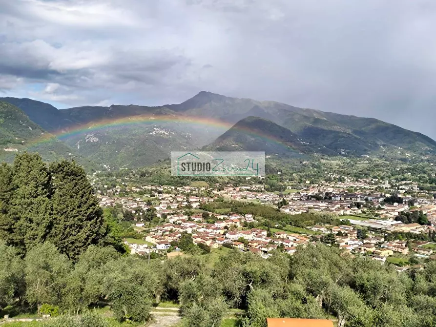 Immagine 43 di Casa semindipendente in vendita  in Via Colli Di Versona 40 a Camaiore
