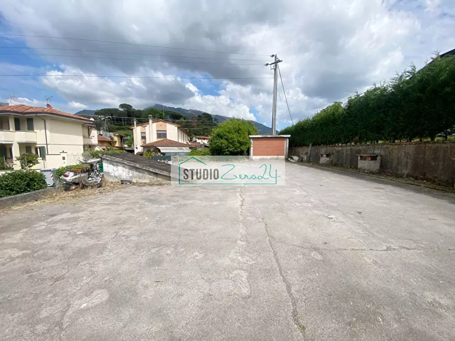 Immagine 18 di Villa in vendita  in via degli antichi 49 a Camaiore
