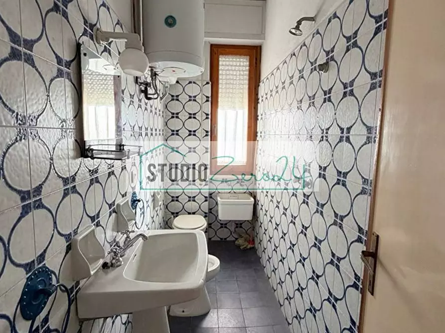 Immagine 8 di Appartamento in vendita  in Via Italica a Camaiore