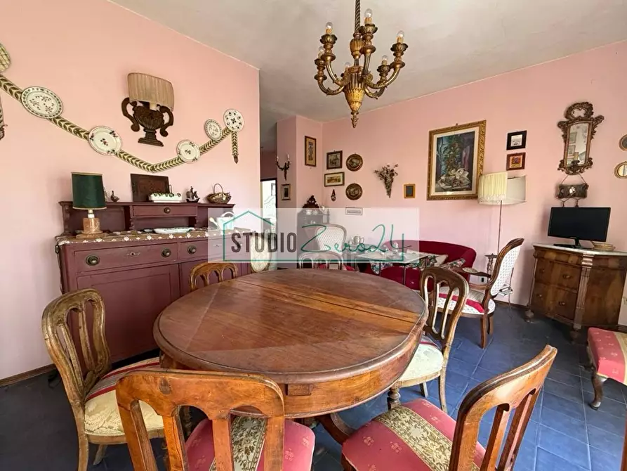 Immagine 2 di Appartamento in vendita  in Via Italica a Camaiore