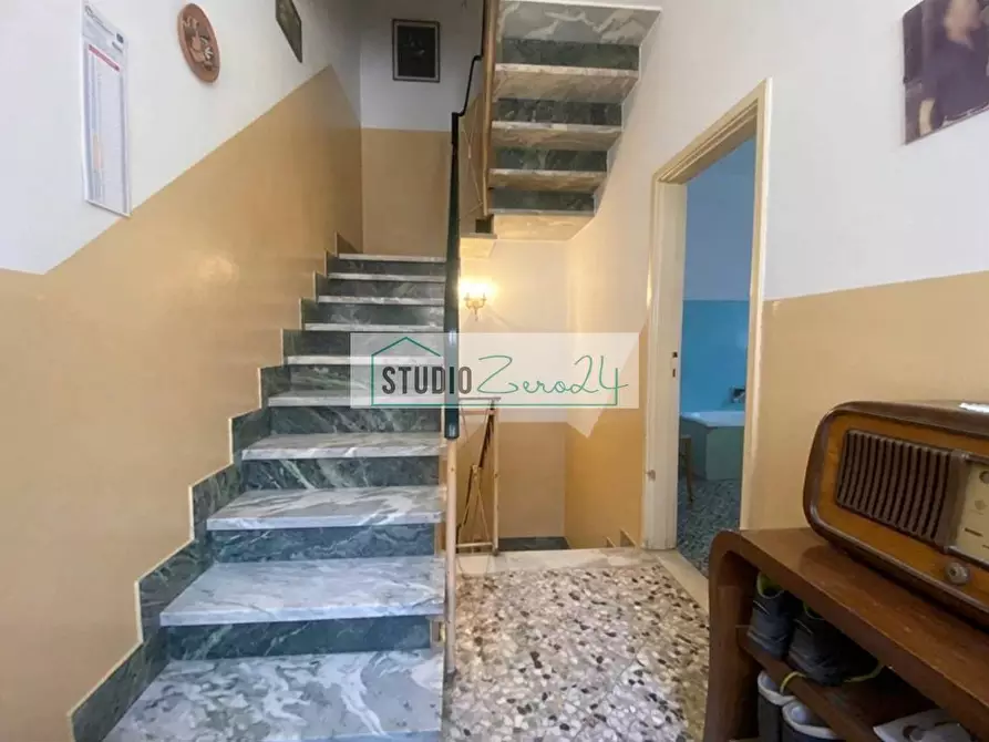 Immagine 17 di Casa semindipendente in vendita  in Via nuova a Camaiore