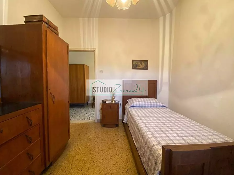 Immagine 21 di Casa semindipendente in vendita  in Via nuova a Camaiore