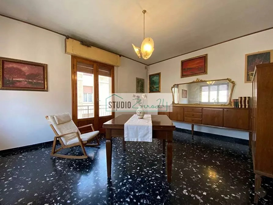 Immagine 13 di Casa semindipendente in vendita  in Via nuova a Camaiore