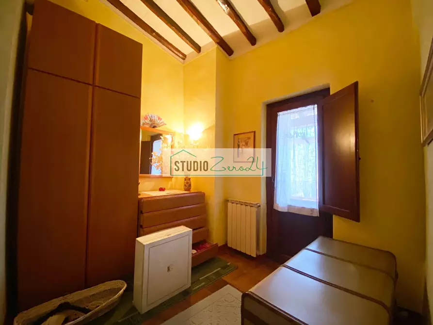 Immagine 24 di Casa semindipendente in vendita  in via di Torcigliano a Camaiore