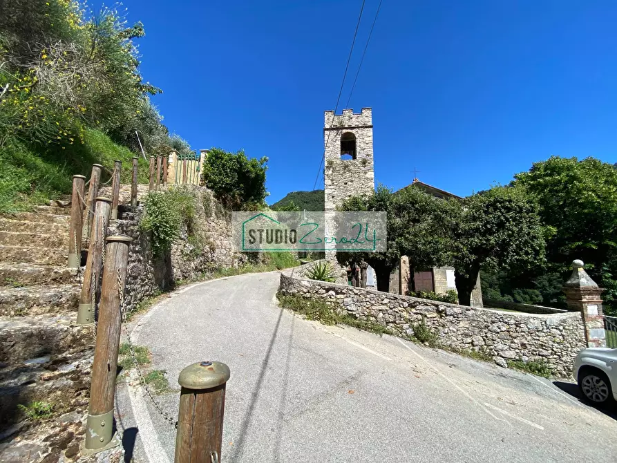 Immagine 30 di Casa semindipendente in vendita  in via di Torcigliano a Camaiore