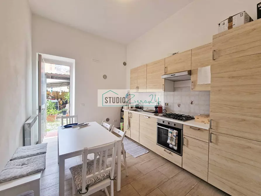 Immagine 5 di Appartamento in vendita  in via del secco a Camaiore