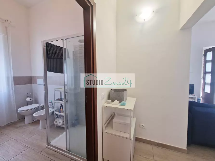 Immagine 11 di Appartamento in vendita  in via del secco a Camaiore