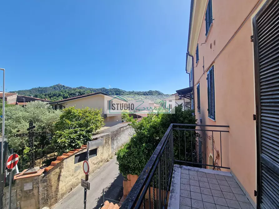 Immagine 25 di Casa semindipendente in vendita  in via Terrapezzina a Camaiore